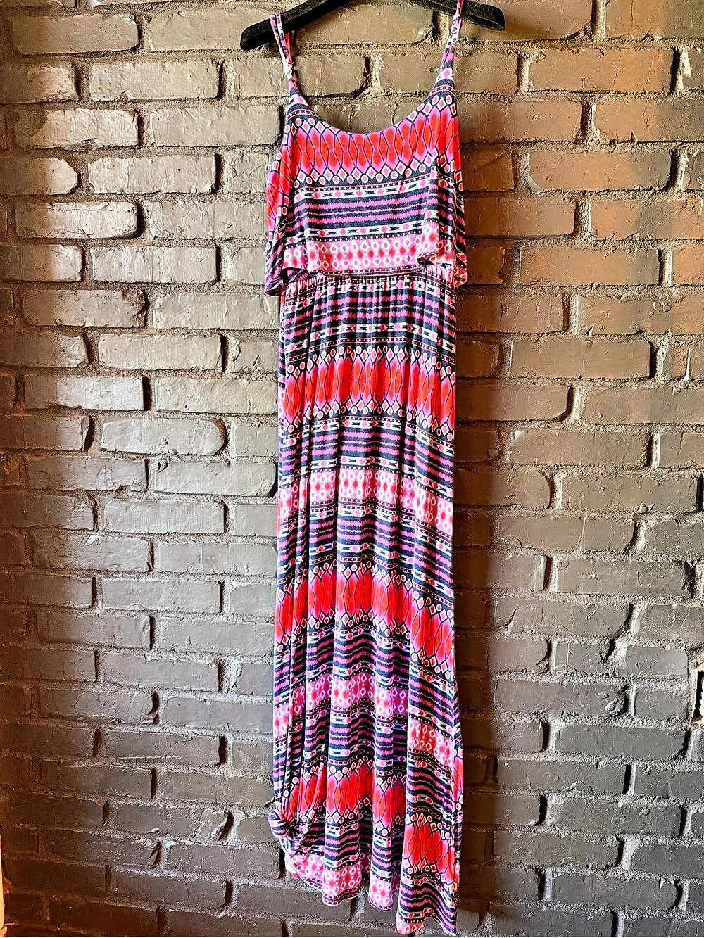 L'Amour Geometric Maxi Dress in Pink & Red Size Medium